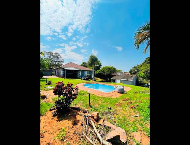 4 BEDROOM HOUSE FOR SALE IN WOODLANDS